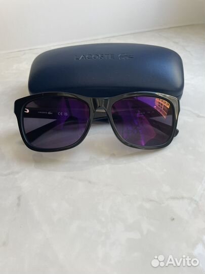 Солнцезащитные очки lacoste