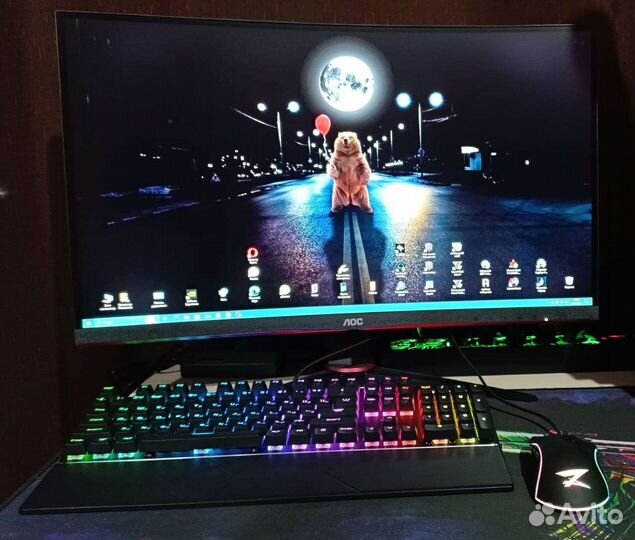 Продам изогнутый игровой монитор