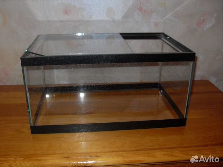 Аквариум 20 л в комплекте-рыбки декор лампа, такси