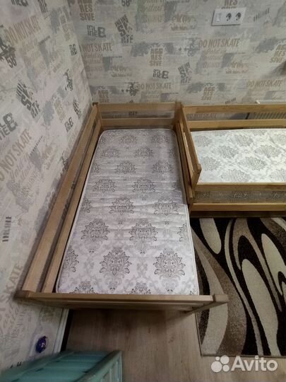 Детская кровать из массива 160*80 с матрасом