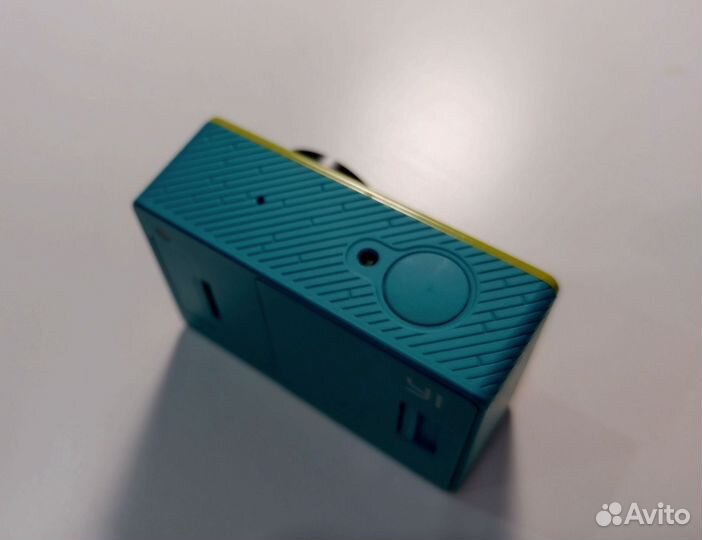 Экшн камера xiaomi yi action camera