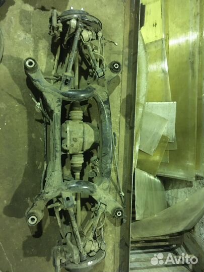 Задняя подвестка в сборе Lexus is 250