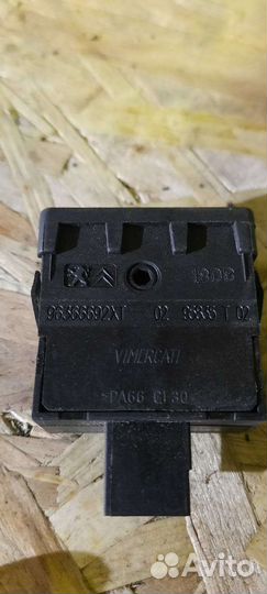 Кнопка корректора фар Peugeot 308