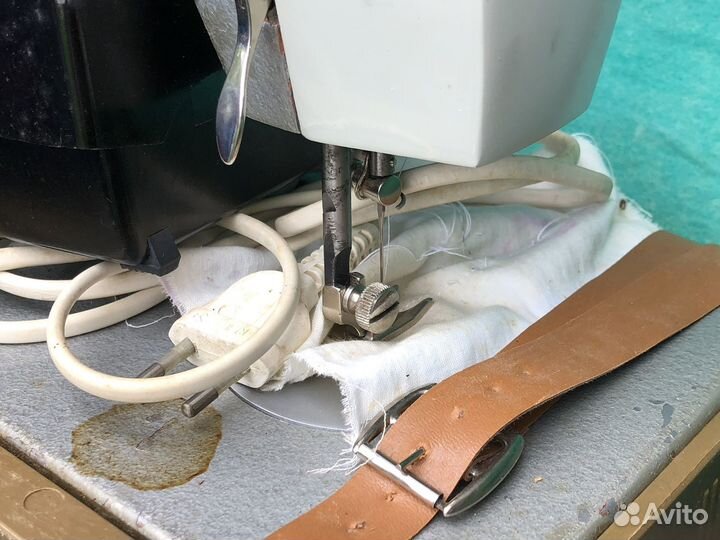 Швейная машина Подольск 142
