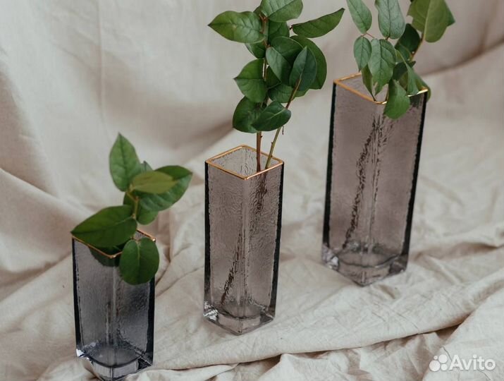 Вазы из стекла классические