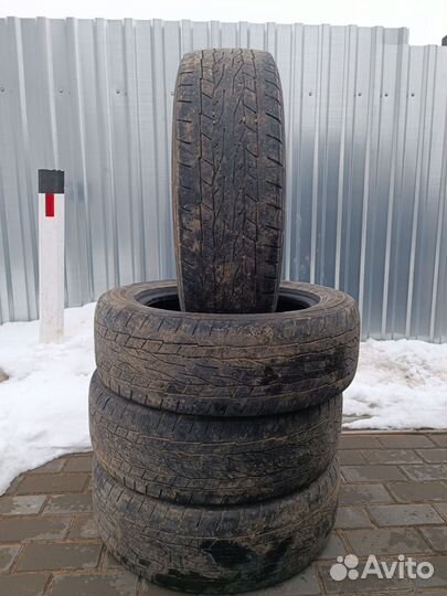 Continental ContiCrossContact LX2 215/60 R17