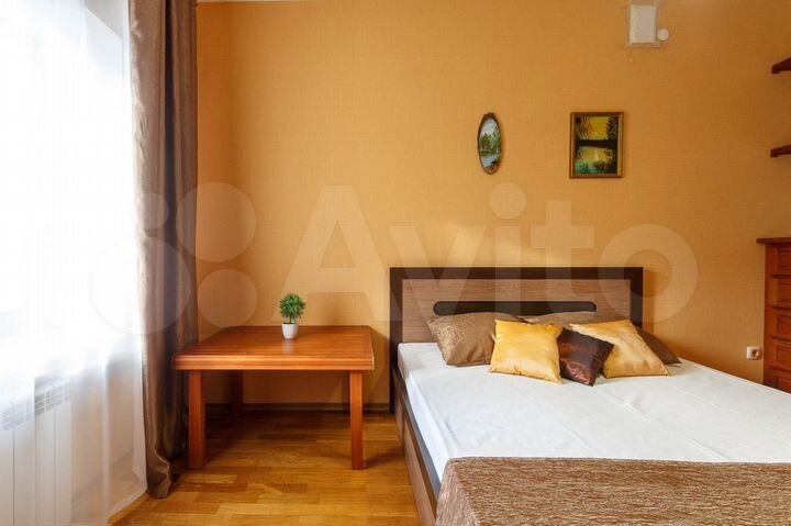 2-к. квартира, 90 м², 3/15 эт.