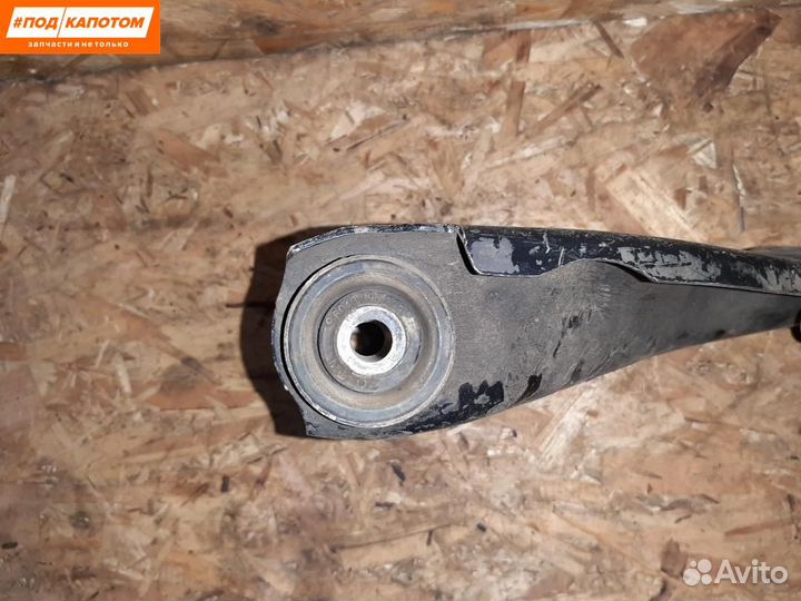 Рычаг передний правый Renault Logan