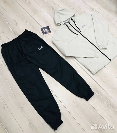 Спортивный костюм Under Armour