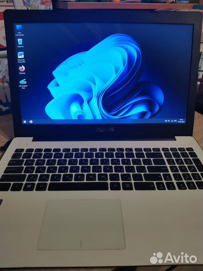 Ноутбук Asus x553s белый