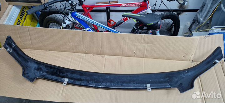 Мухобойка Toyota LC150 2009-2012