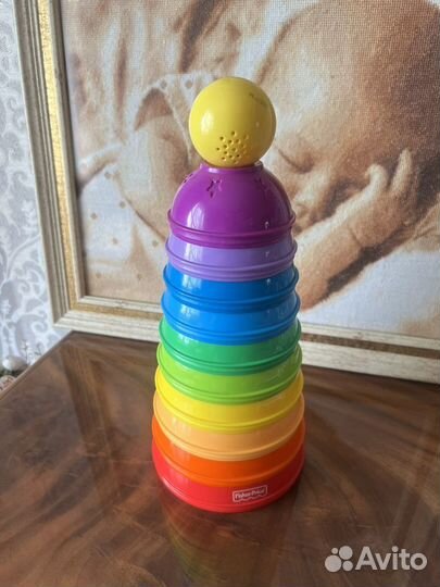 Пирамидка fisher price