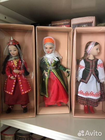 Куклы в народных костюмах от Deagostini 30 штук