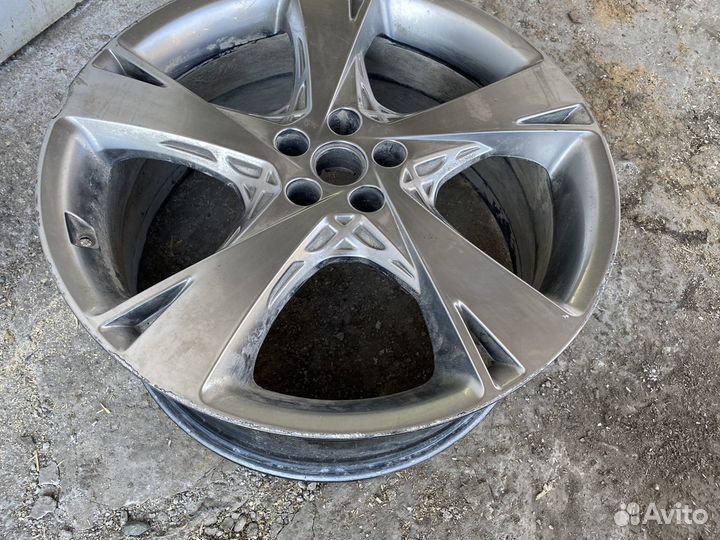 Колесный диск Genesis GV80 R22 оригинал