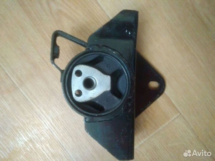 Опора двигателя