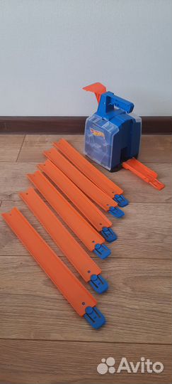 Пусковая установка Hot Wheels + трасса