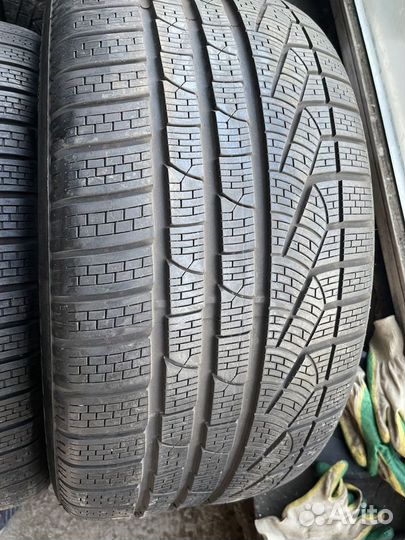 Pirelli Winter Sottozero 240 Serie II 245/45 R19 и 275/40 R19 V