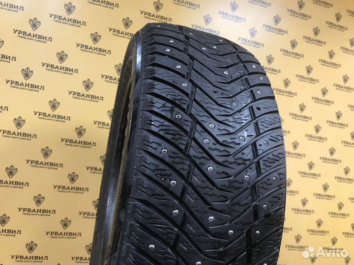 Yokohama Ice Guard IG65 215/55 R17 98T