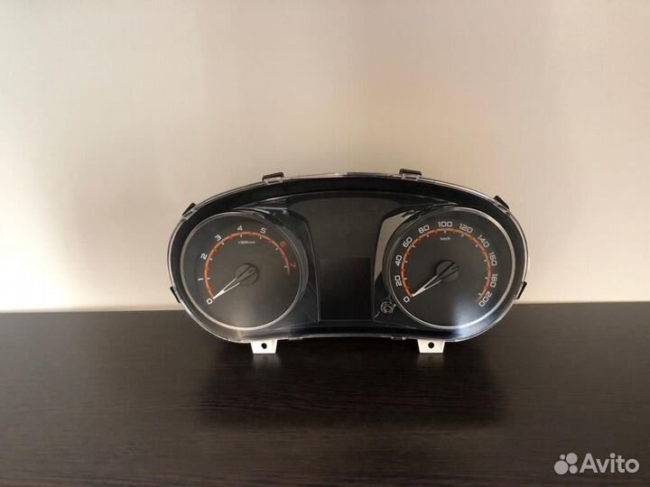 Щиток приборов Лада Гранта Фл