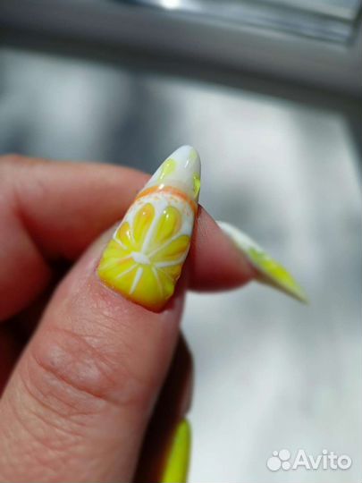 Мастер маникюра педикюра