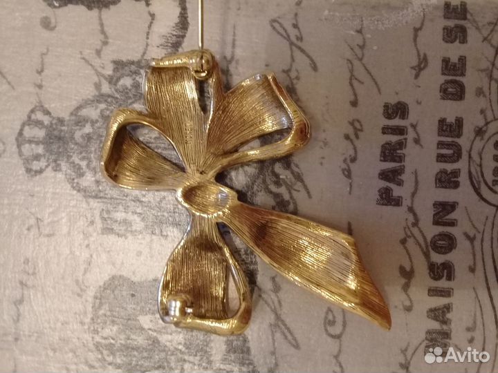 Брошь винтажная Monet бантик США
