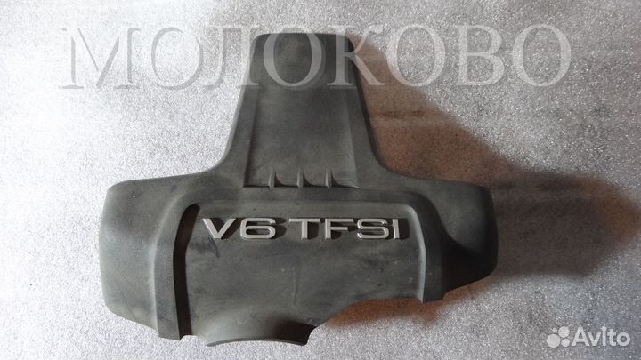 Декоративная крышка V6 Ауди А6 С7 06E103927K