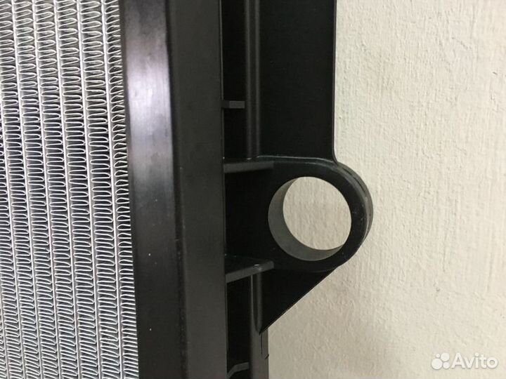 Радиатор охлаждения Лексус LX570 2UZ-FE/1/3UR 07