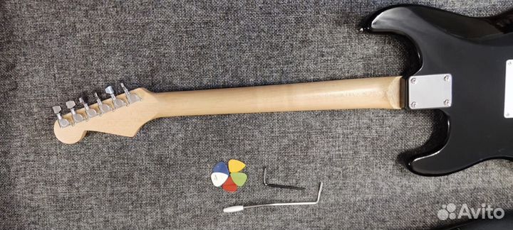 Электрогитара Fabia