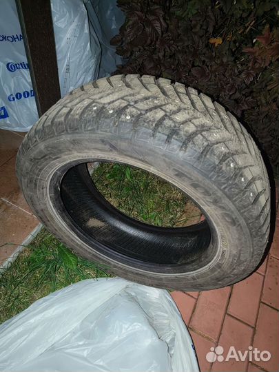 Toyo Observe Ice-Freezer SUV 215/60 R17