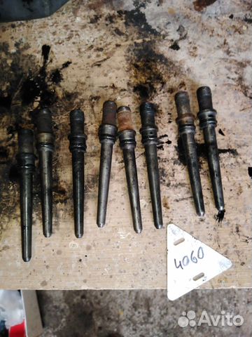 Штуцер 9060170524 морковка мерседес актрос