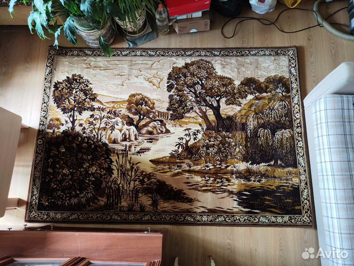 Ковёр шерстяной