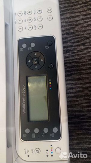 Продаю цветной лазерный мфу xerox WC 6025