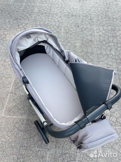 Коляска 3в1 новая