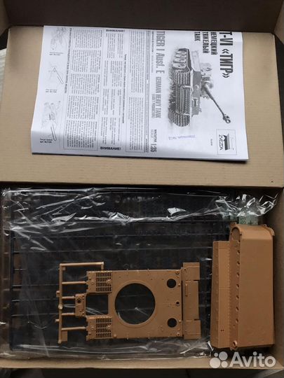 Модель танка тигр 1:35 звезда