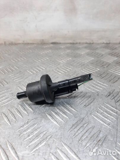 Клапан вентиляции топливного бака Ford Focus