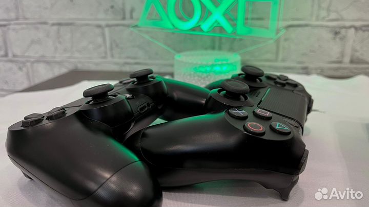 Sony PS4 Slim 2 джоя 550 игр