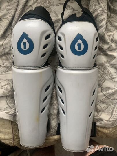 Наколенники