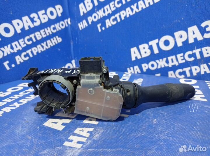 Переключатель поворотов Toyota Camry 40 седан 2008