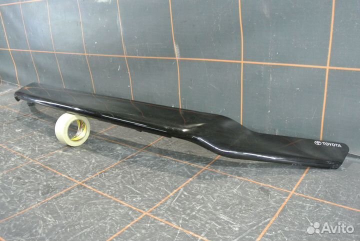 Дефлектор капота - Toyota Land Cruiser 200