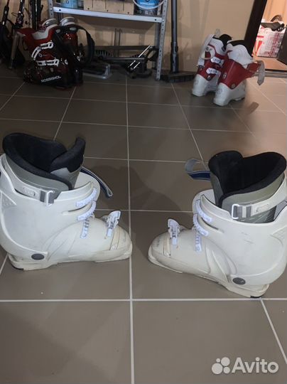 Горнолыжные ботинки Lange