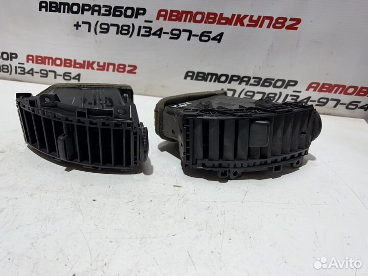 Дефлектор обдува салона левый Nissan Note 1