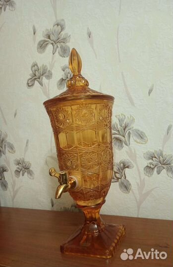 Лимонадница с краном