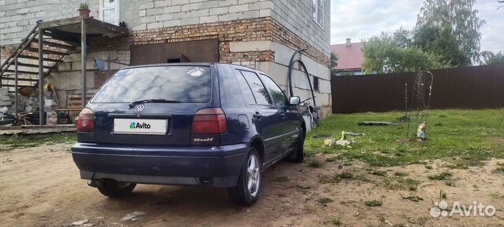 Volkswagen Golf 1.6 МТ, 1996, 153 000 км