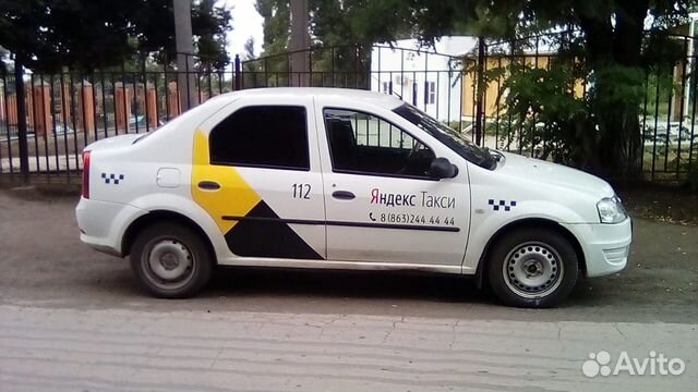 яндекс такси со световым коробом. аренда авто шахты. Lincoln navigator 4 и tlc 300. шахты лада. аренда авто шахты.