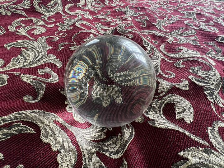 Стеклянный шар перевертыш