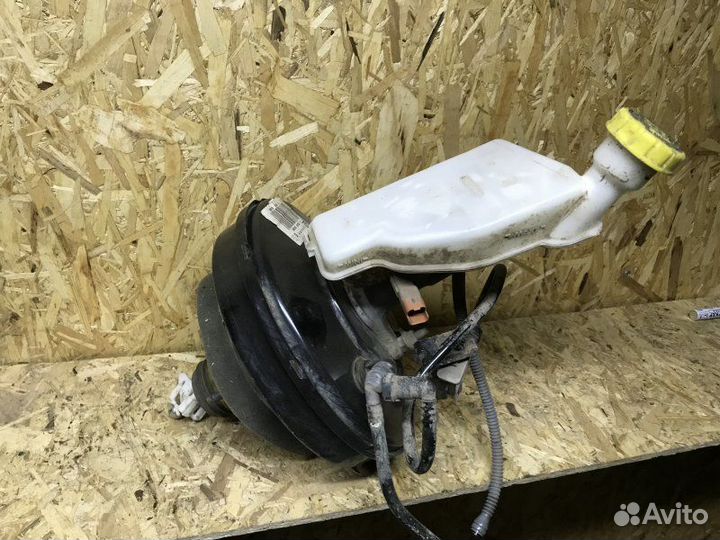 Вакуумный усилитель тормозов Citroen C-Elysee