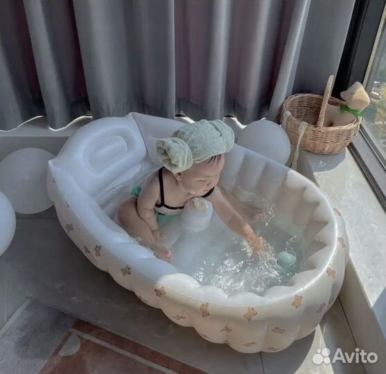 Ваночка надувная для купания детей, новая