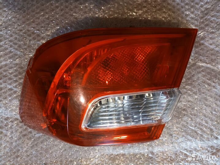 Фонарь задний правый toyota Camry 50
