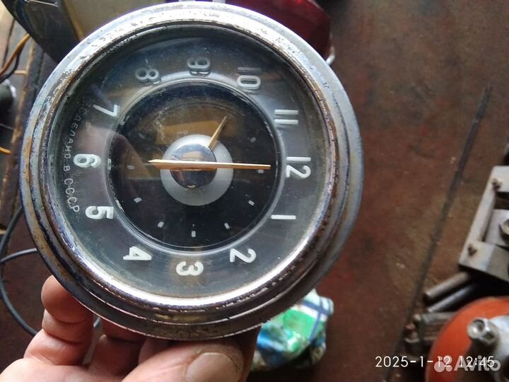 Задние фонари и часы Газ 21