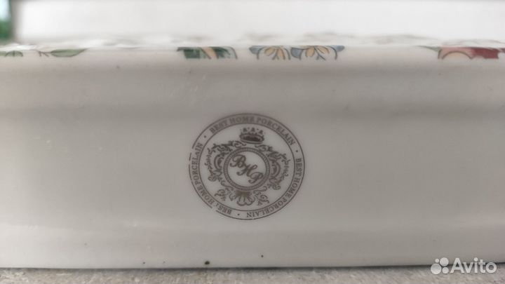 Салфетница фарфор